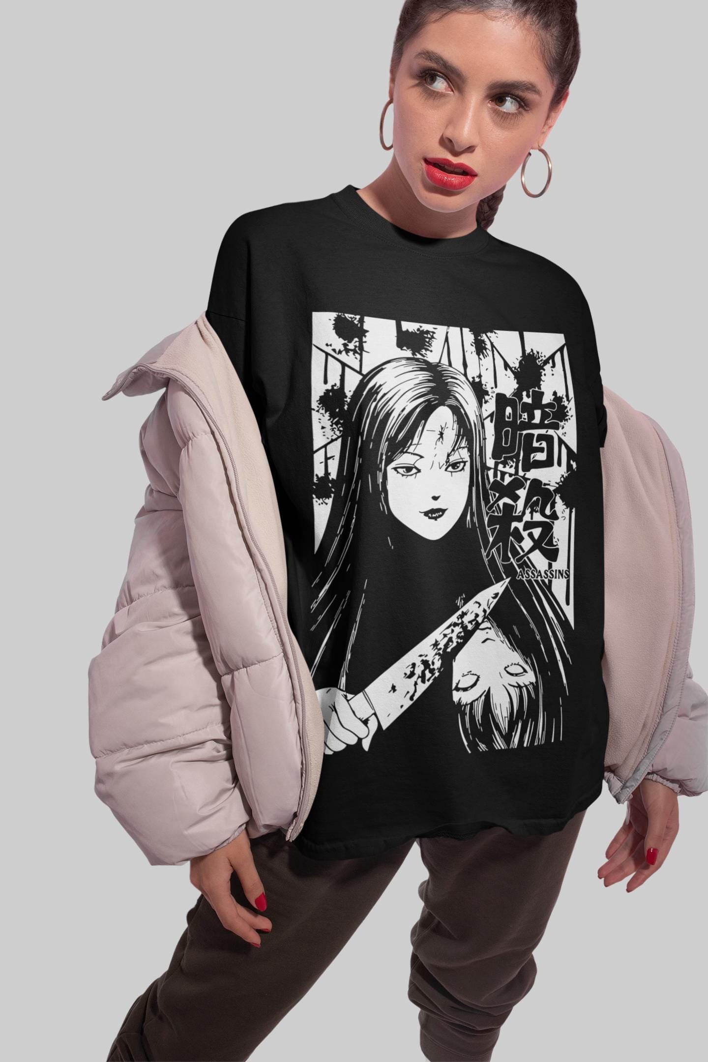 UNISEX - Unisex Horror Manga  T-Shirt, Creepy Girl,  Manga Gothic T-Shirt, Dark Anime Gothic T-Shirt