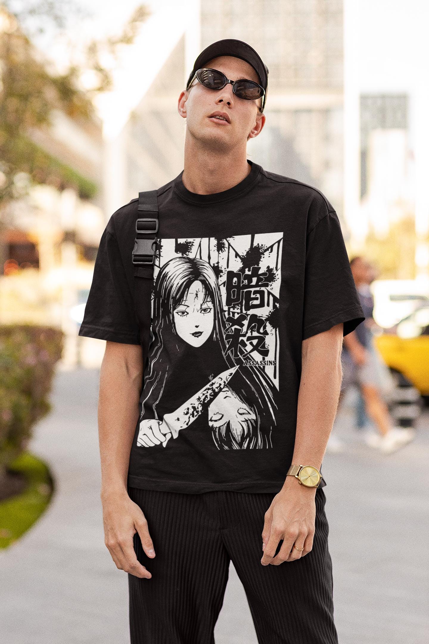 UNISEX - Unisex Horror Manga  T-Shirt, Creepy Girl,  Manga Gothic T-Shirt, Dark Anime Gothic T-Shirt