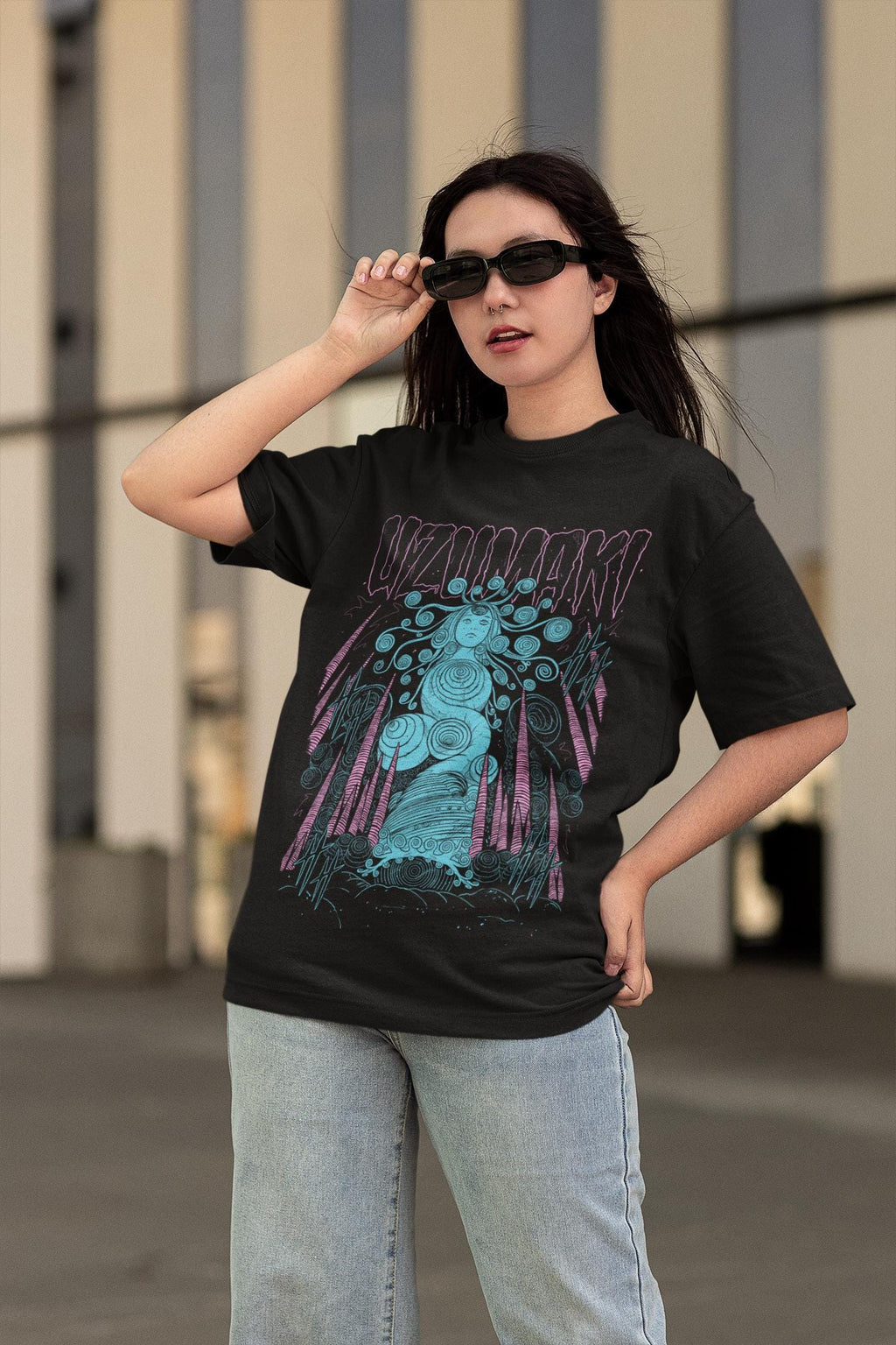 Unisex - Horror Manga Creepy Girl T-Shirt, Dark Anime Gothic T-Shirt, Manga Gothic T-Shirt