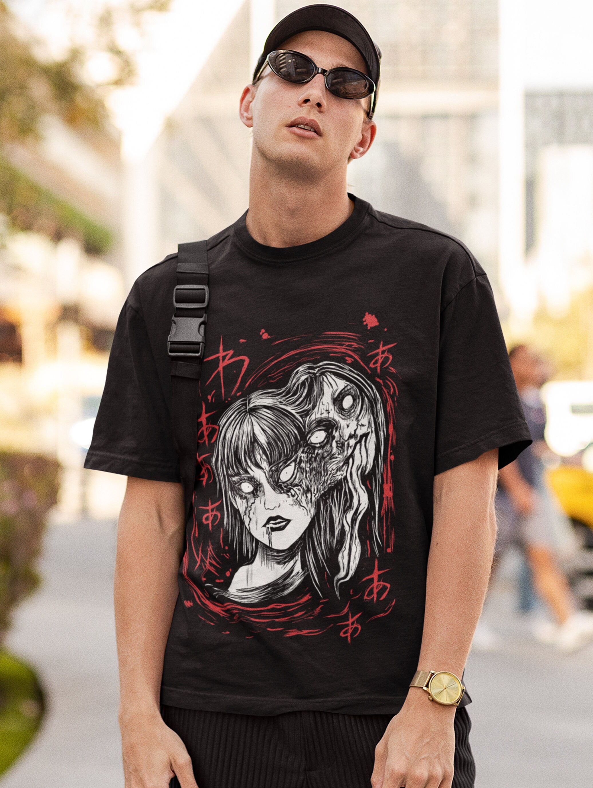 UNISEX - Unisex Horror Manga  T-Shirt, Creepy Girl,  Manga Gothic T-Shirt, Dark Anime Gothic T-Shirt