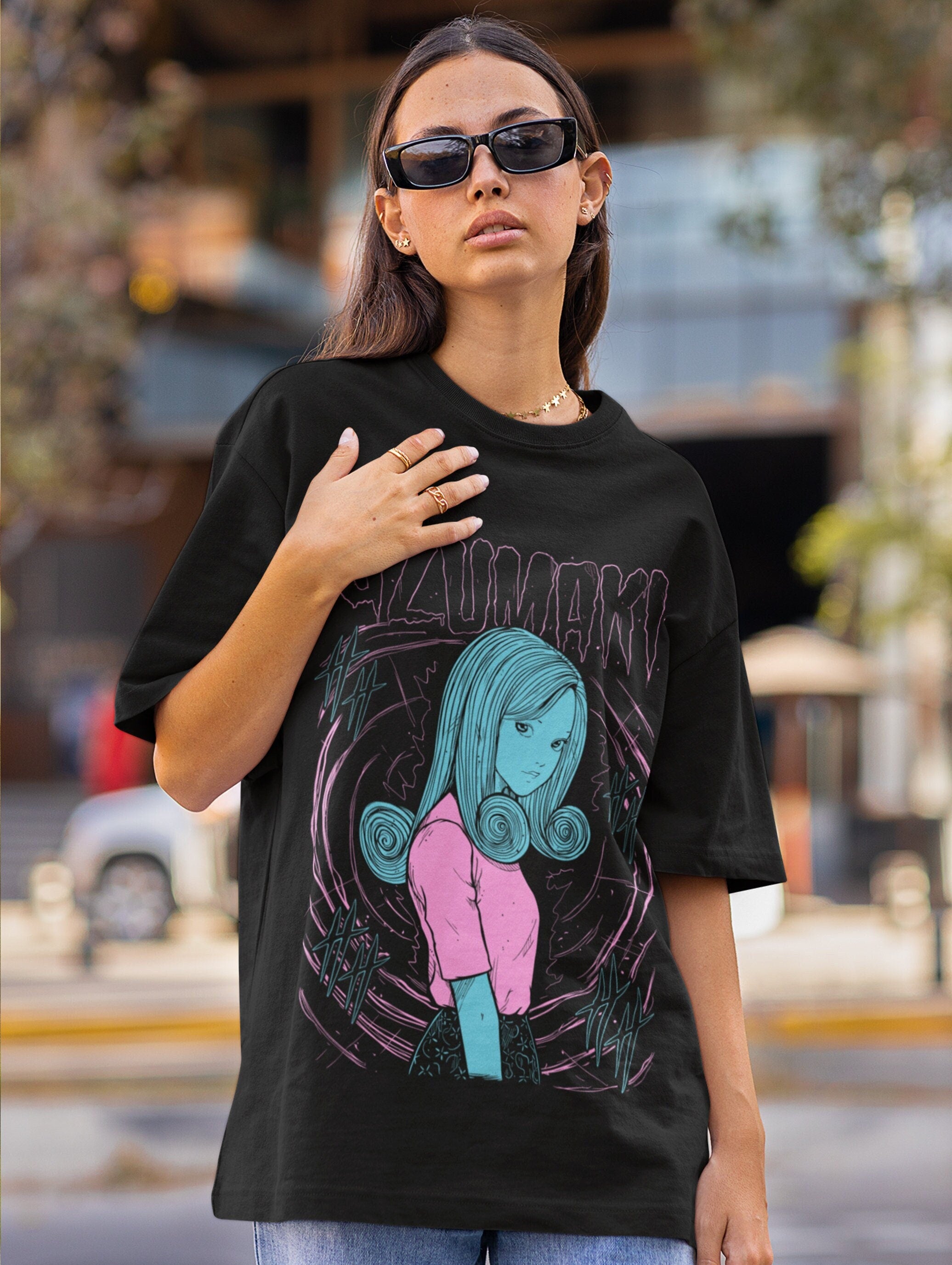 UNISEX - Unisex Horror Manga  T-Shirt, Creepy Girl,  Manga Gothic T-Shirt, Dark Anime Gothic T-Shirt